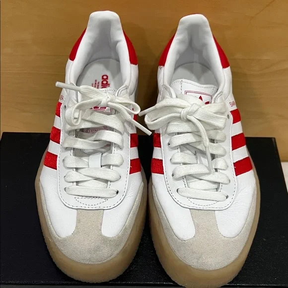 Adidas Samba White and Red Classic Shoes - Picture 2 of 3